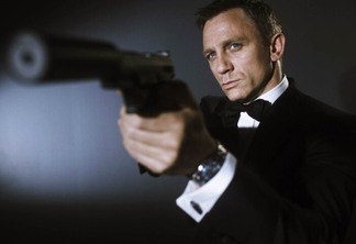 Daniel Craig como James Bond