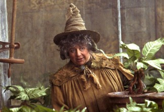 Miriam Margolyes como a Professora Sprout em Harry Potter