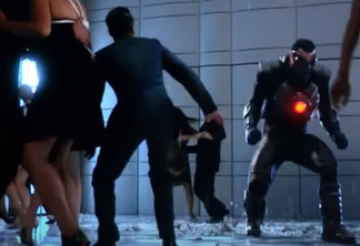 Supergirl enfrenta Reactron no trailer do terceiro episódio