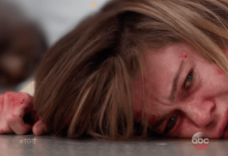 Grey's Anatomy | Meredith é socorrida após sofrer ataque brutal em novo clipe