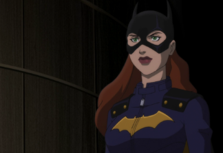 Na Comic-Con, Hilary Swank e Jodie Foster realizam teste cômico para papel de Batgirl