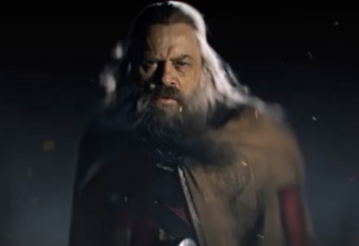 Knightfall | Mark Hamill aparece com barba enorme em novo teaser da 2ª temporada