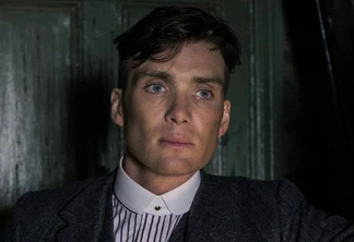 Cillian Murphy como Tommy Shelby em Peaky Blinders.