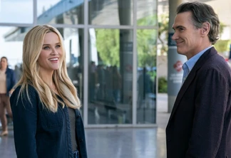 Reese Witherspoon e Billy Crudup em The Morning Show