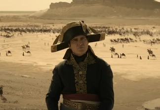 Joaquin Phoenix como Napoleão