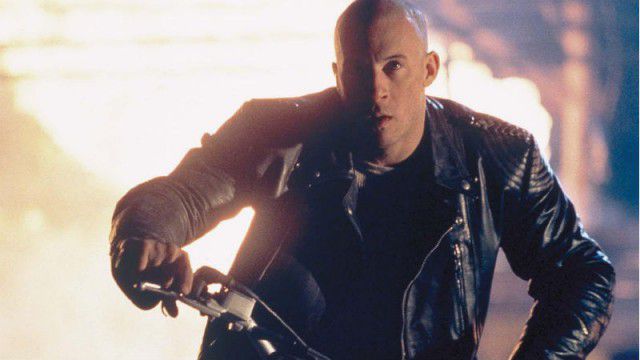 Vin Diesel em um dos filmes de Triplo X
