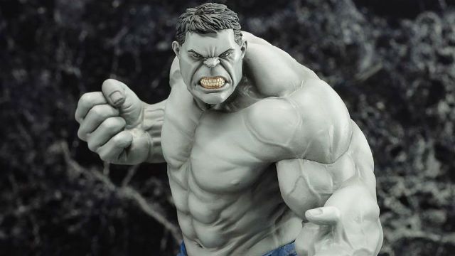 Vingadores: Era de Ultron quase teve Hulk cinza