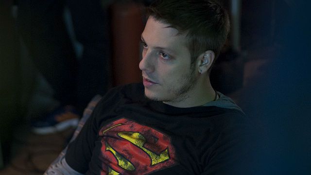 Vai Que Dá Certo 2 | Fábio Porchat se veste de Superman no trailer da comédia