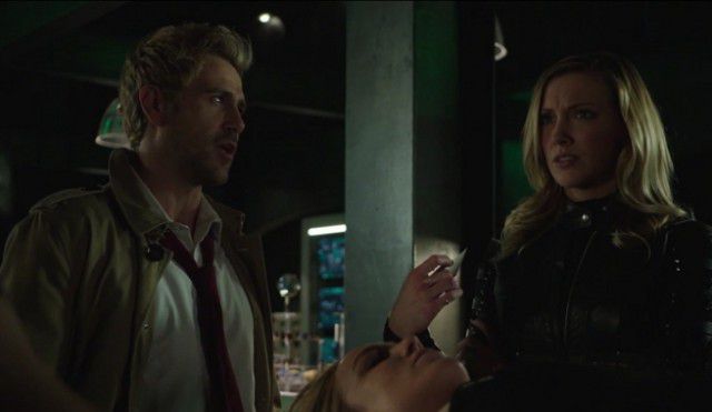 Arrow | Constantine tenta salvar a alma de Sara no clipe do novo episódio