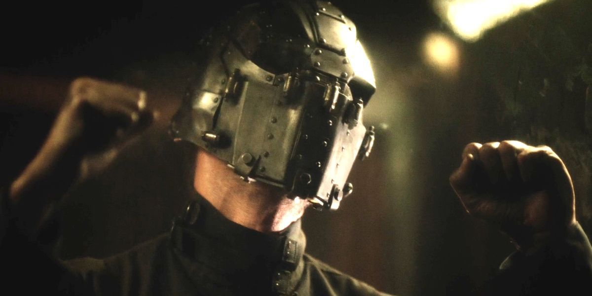 The Flash | Ator fala sobre mistério do homem da máscara de ferro