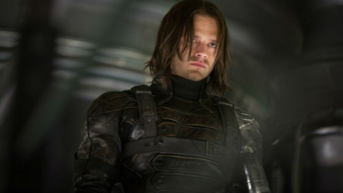 Sebastian Stan como Bucky Barnes, o Soldado Invernal