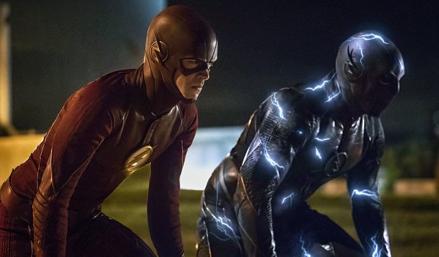 The Flash contra Zoom no trailer estendido e fotos do final da temporada