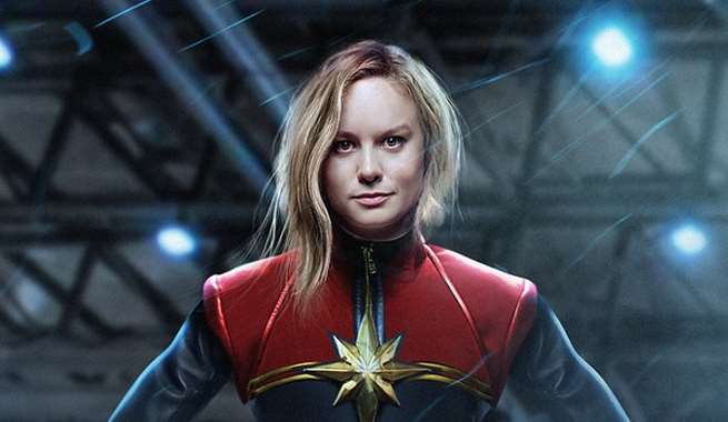 Brie Larson como Capitã Marvel.