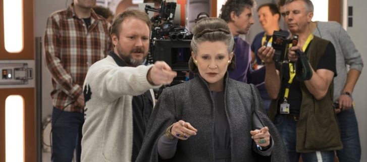 Rian Johnson e Carrie Fisher no set de Os Últimos Jedi.