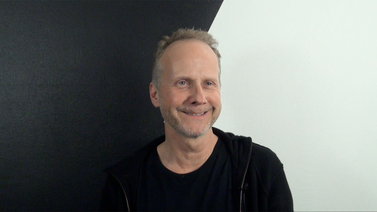 Niels Arden Oplev, diretor de Além da Morte e saga sueca Millenium.