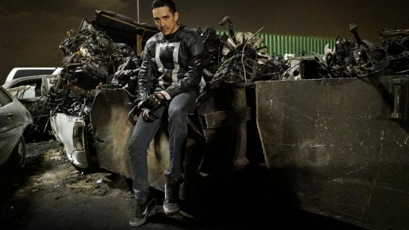 Gabriel Luna como o Motoqueiro Fantasma em Agents of Shield