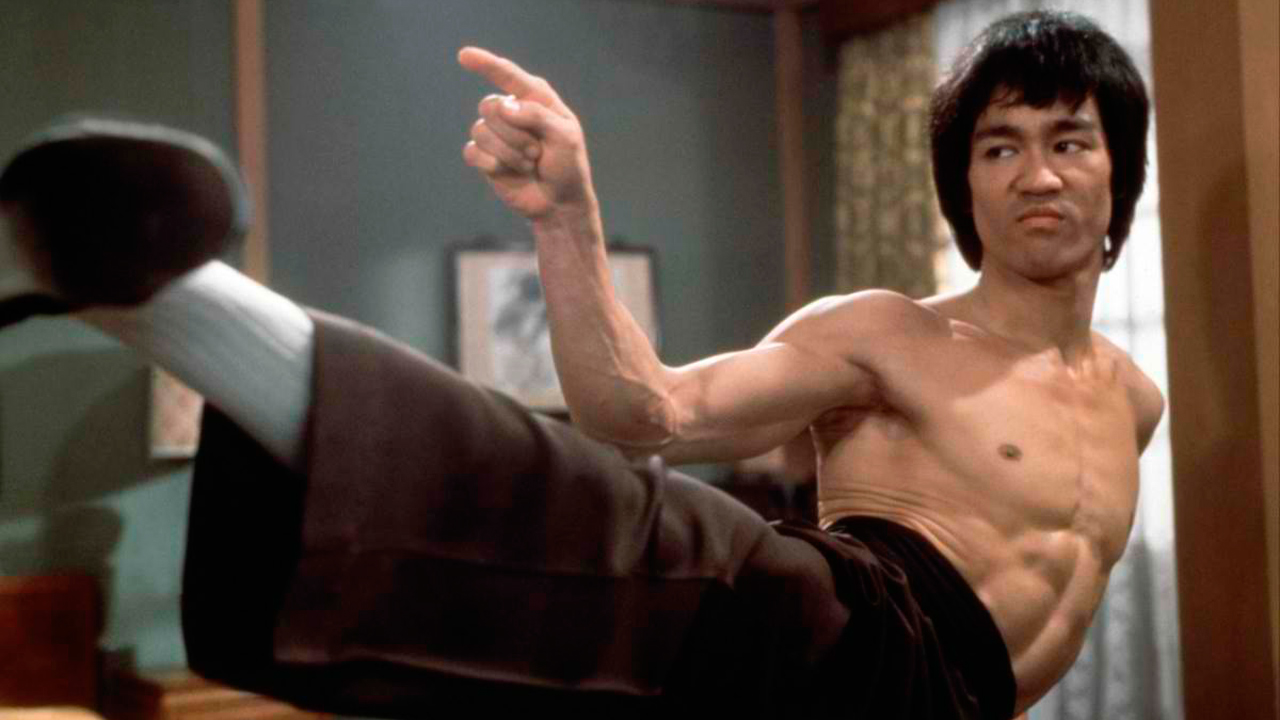 Operação Dragão | Remake de filme de Bruce Lee pode ter diretor de Deadpool 2