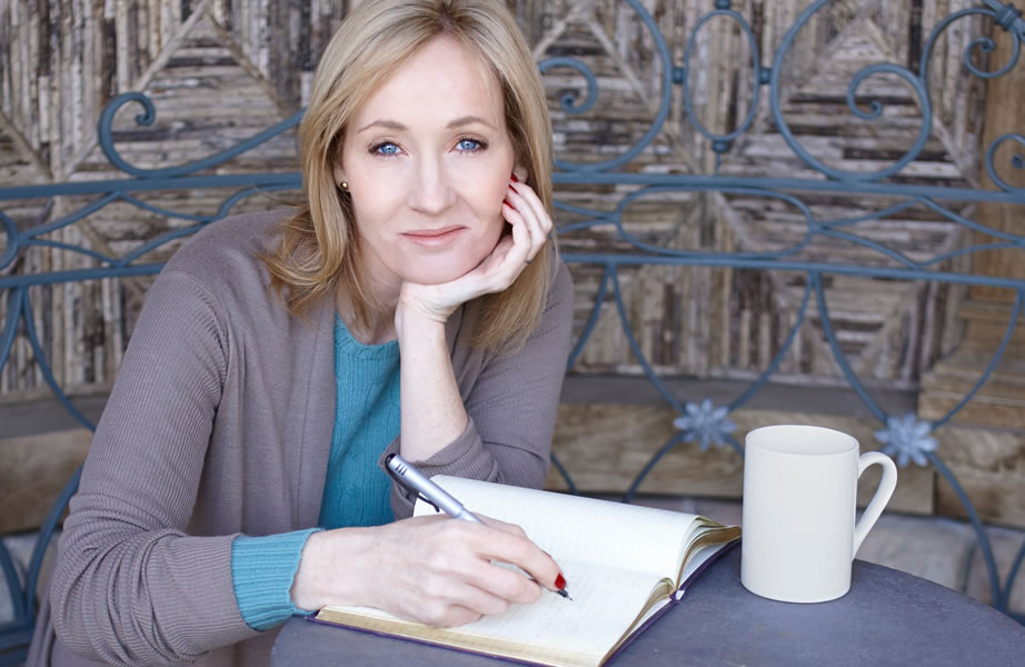 Animais Fantásticos | J.K. Rowling diz que já tem uma nova história da franquia pronta para ser debatida pelos fãs