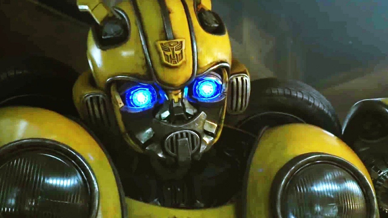Bumblebee | Novo pôster do derivado de Transformers destaca o 3D do filme