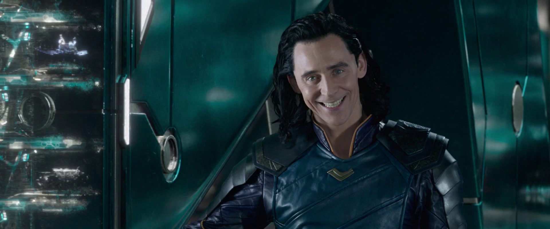 Loki | Tom Hiddlestone comenta sobre possível trama da série da Disney +: “O tempo dirá”