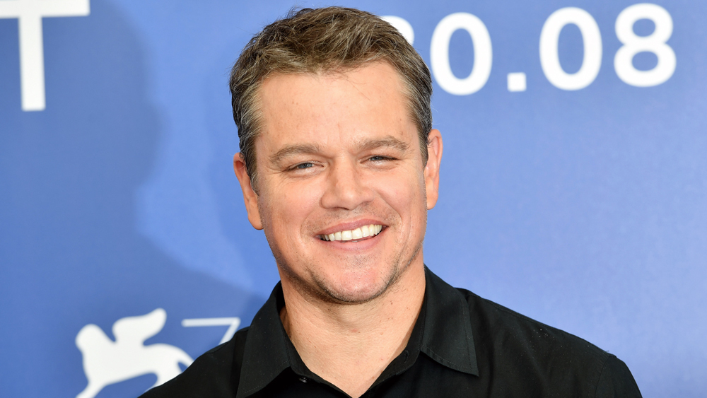 Matt Damon ganha homenagem hilária por aniversário de “60 anos”