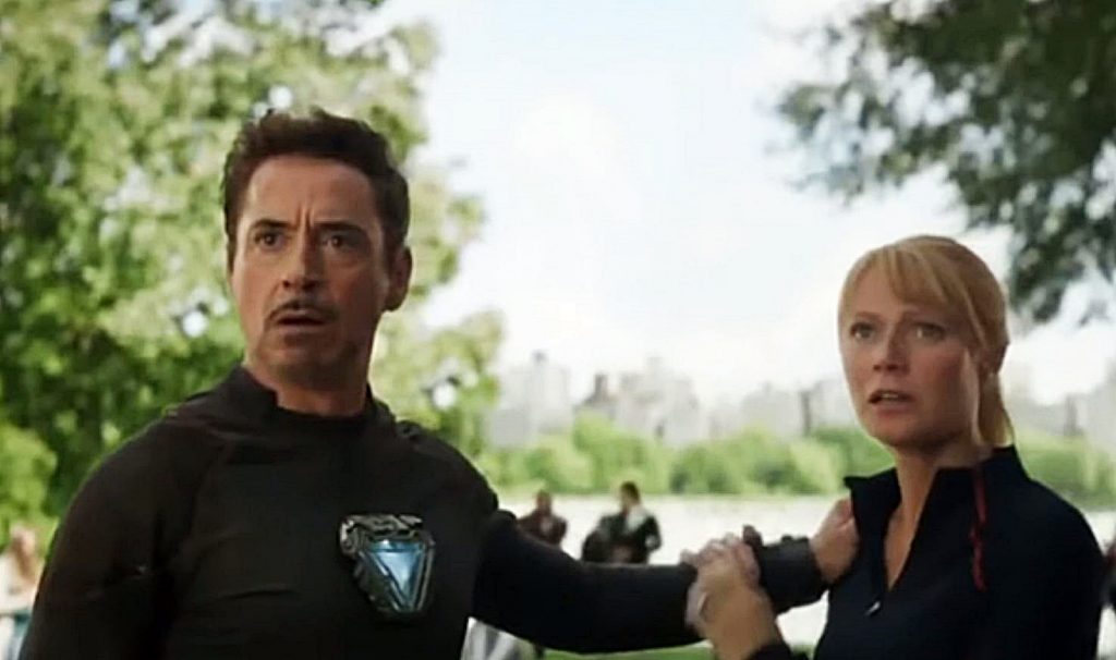 Vingadores 4 | Tony Stark e Pepper Potts se reúnem em foto de bastidores