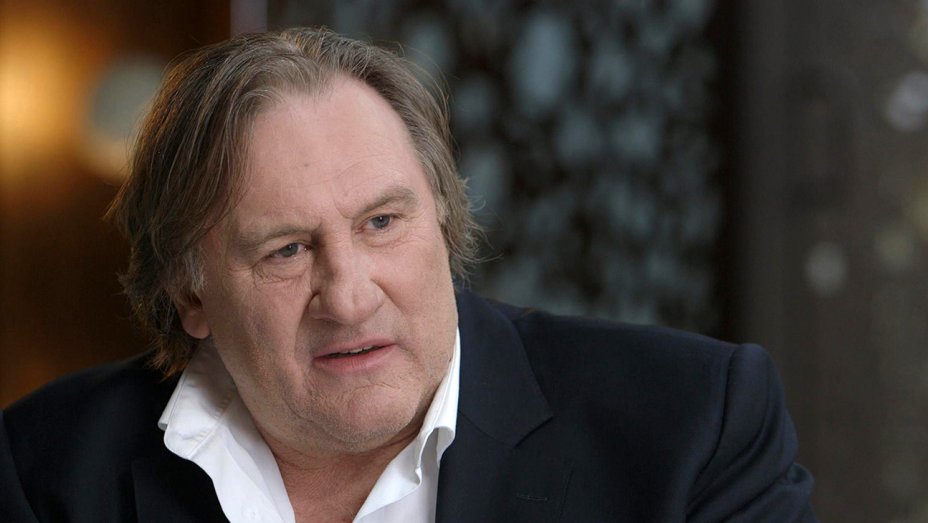 Gerard Depardieu, astro francês, nega acusações de assédio e estupro