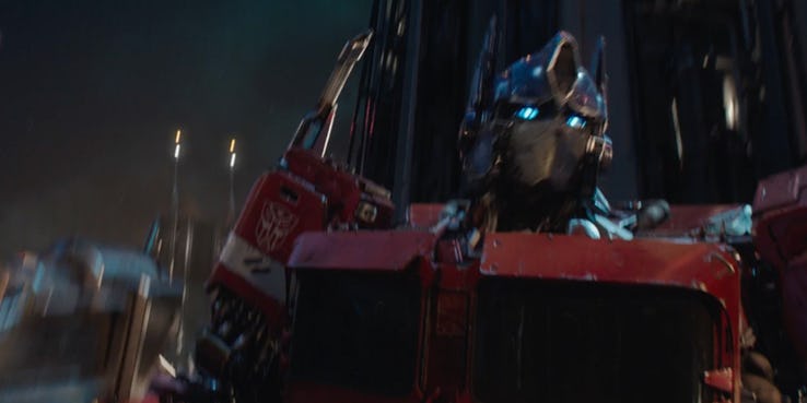 Bumblebee | Autobots e Decepticons estão travam guerra em Cybertron em nova cena do filme