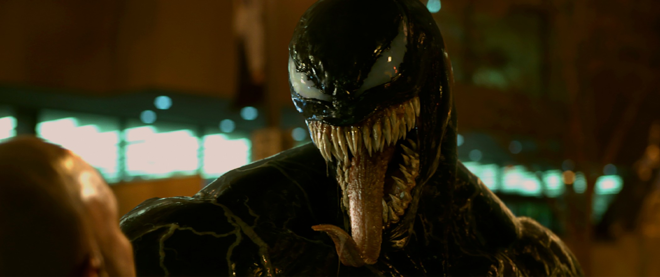 Venom | Cena inicial do filme quase foi bem diferente