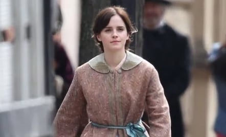 Adoráveis Mulheres | Emma Watson aparece com vestido de época em bastidores do remake