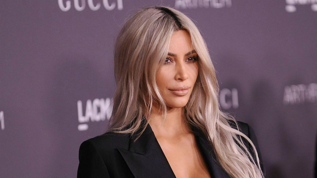 Império Kardashian em risco! VÍDEO e DETALHES da briga de Kim e Kourtney