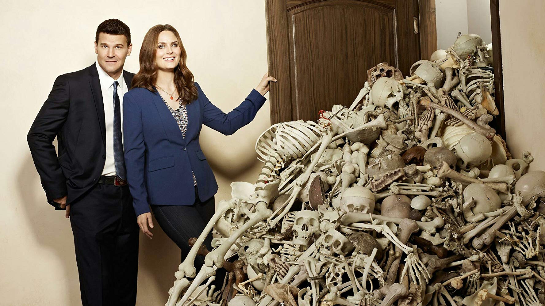 Bones | Ator revela que Fox queria que a série fosse como Arquivo X