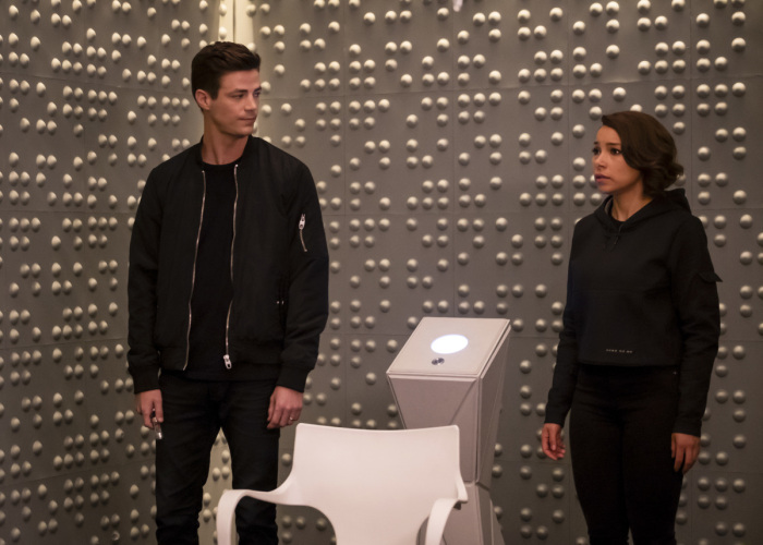 The Flash -- "What's Past is Prologue" -- Image Number: FLA508a_0175bc.jpg -- Pictured (L-R): Grant Gustin as Barry Allen and Jessica Parker Kennedy as Nora West - Allen -- Photo: Jeff Weddell/The CW -- ÃÂ© 2018 The CW Network, LLC. All rights reserved