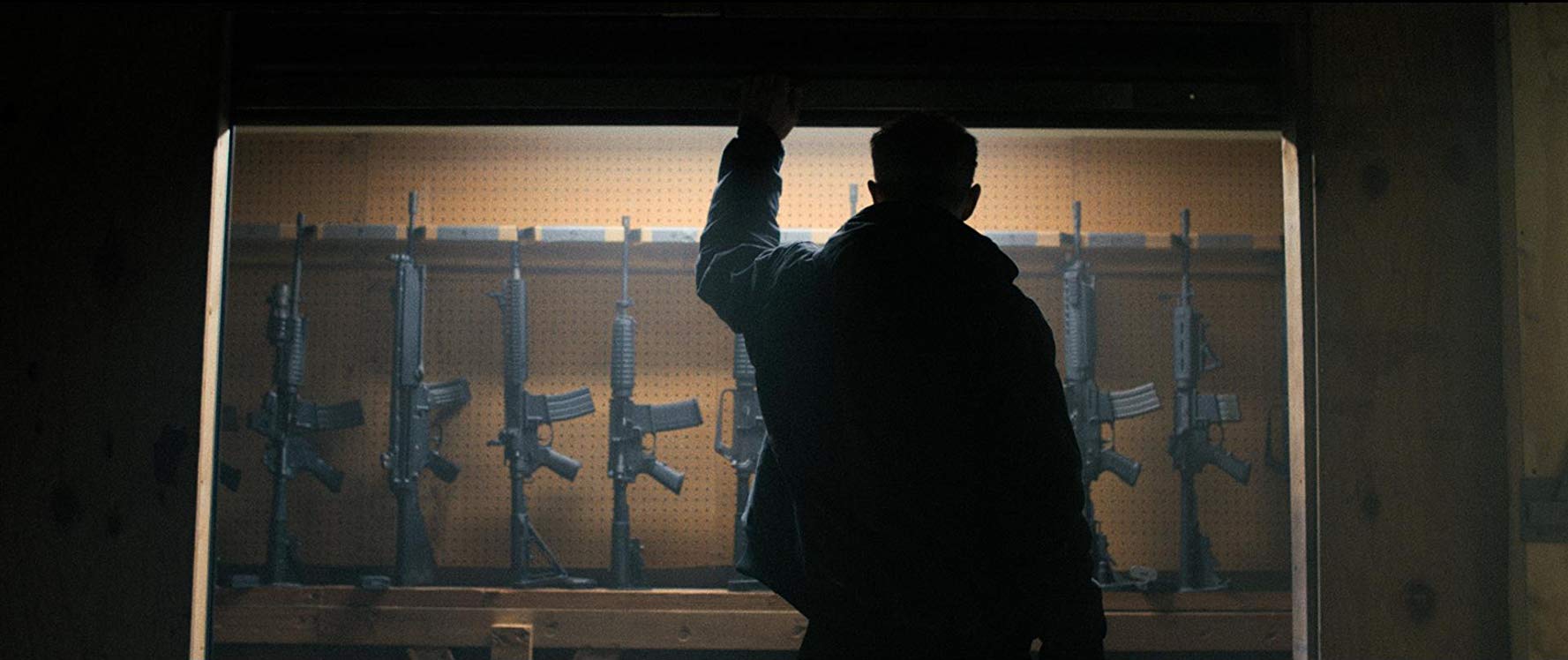 The Standoff at Sparrow Creek | Ator de Homem de Ferro 3 estrela trailer de filme sobre tiroteio