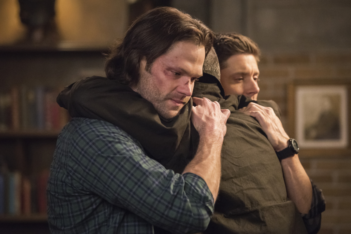 Supernatural | Os Winchester têm reunião de família emocionante em novas fotos do episódio 300