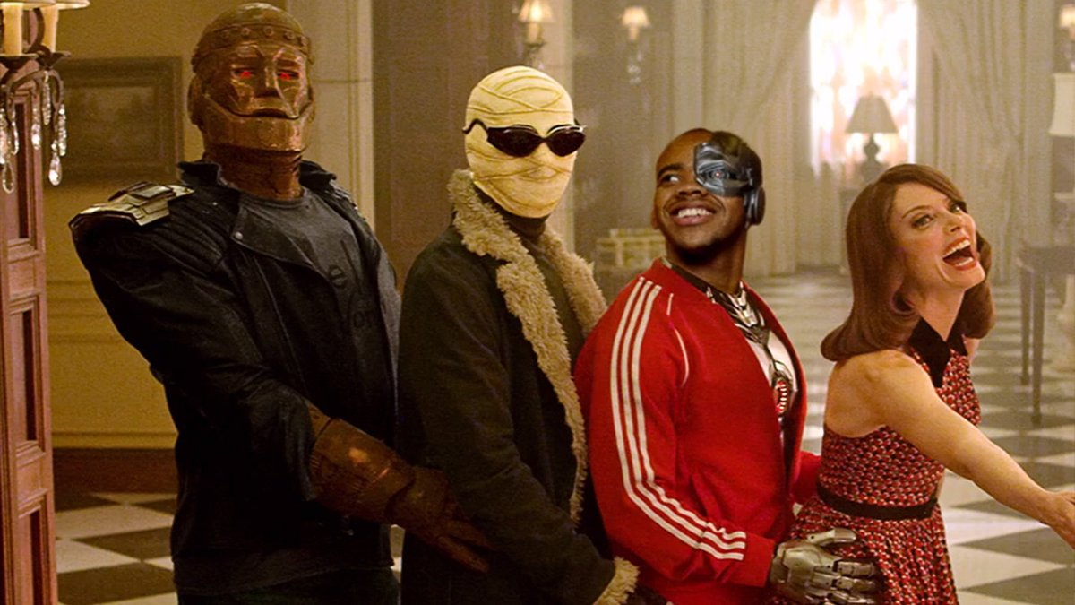 Patrulha do Destino | Ciborgue se junta à equipe em novas imagens da série da DC