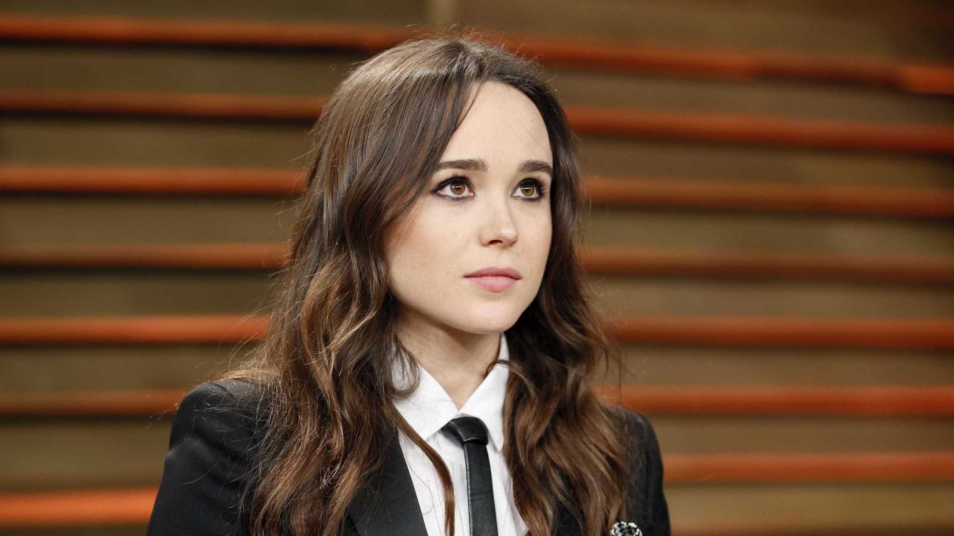 Ellen Page revela que foi pressionada por Hollywood a esconder homossexualidade