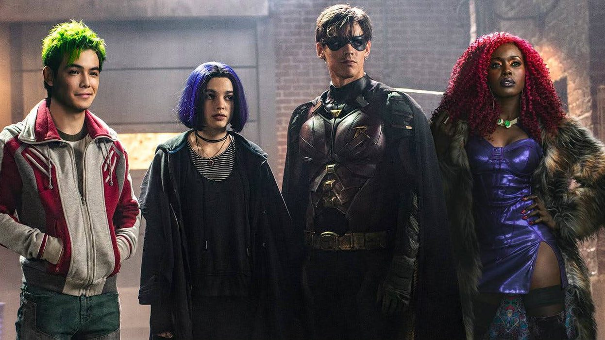 Ator indica parceria de Batman e Robin em 2ª temporada de Titãs