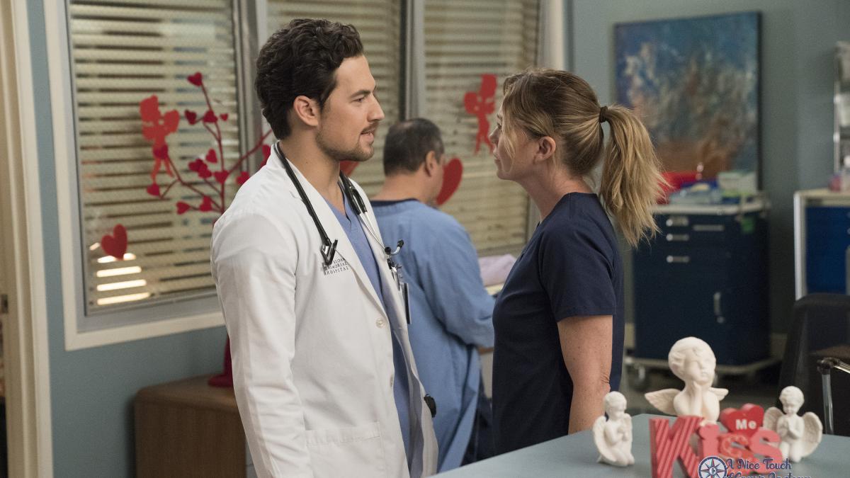 Grey’s Anatomy | Ellen Pompeo relembra primeiro beijo de Meredith e DeLuca: “Fiquei doente”
