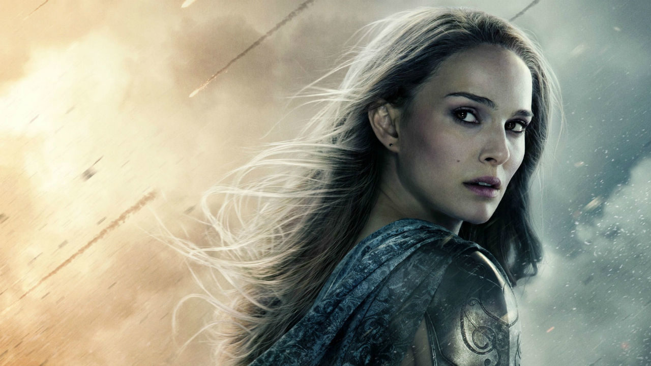 Natalie Portman aprova Capitã Marvel com martelo de Thor