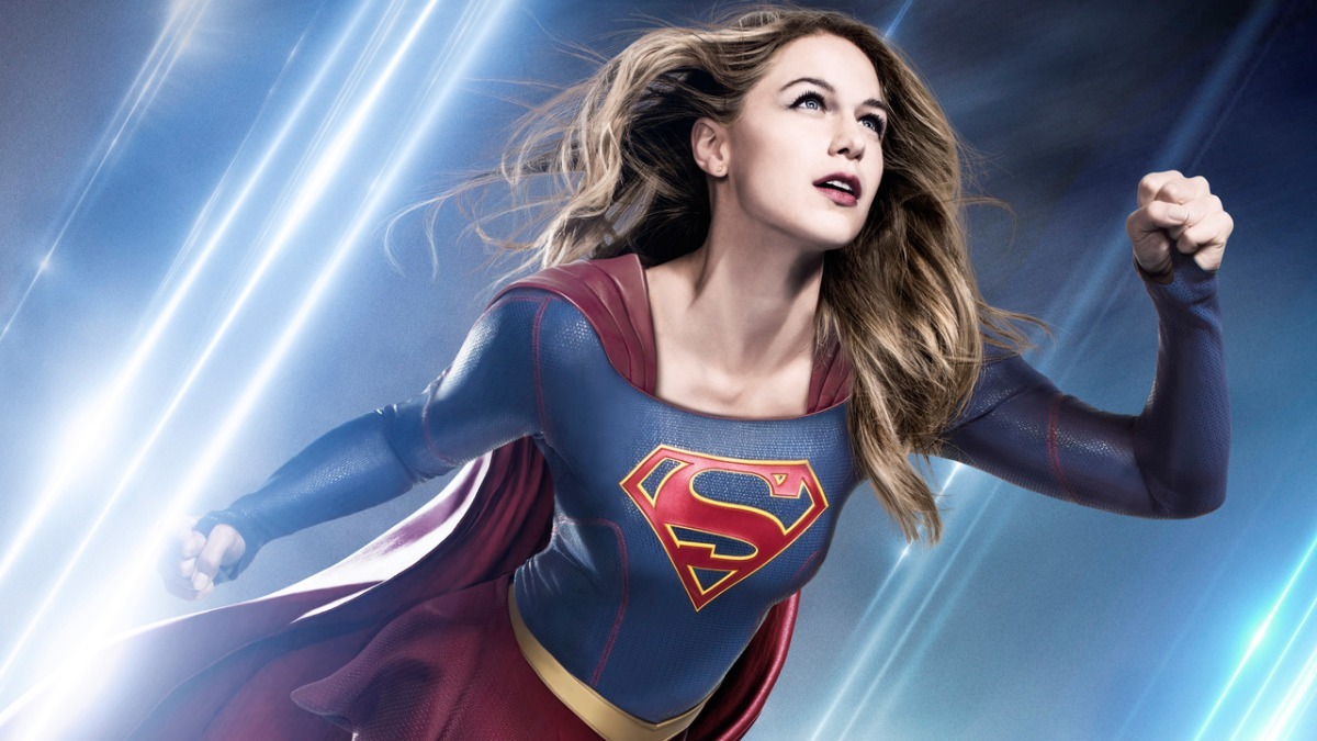 Supergirl ganha novo traje na 5ª temporada; confira