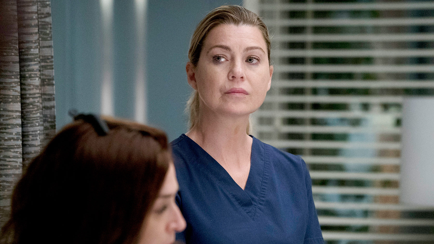 Elenco de Grey’s Anatomy se reúne em foto da 16ª temporada
