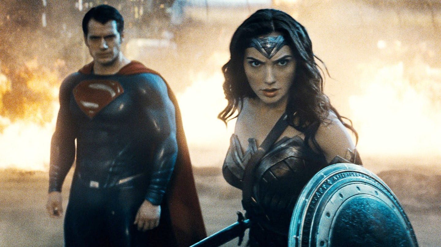 Superman, Batman e as entradas mais épicas de super-heróis em filmes
