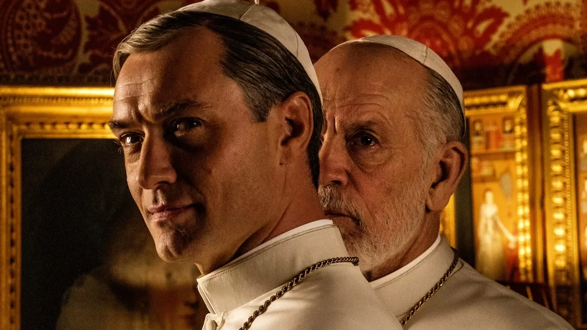 Jude Law e John Malkovich estrelam o primeiro teaser de The New Pope