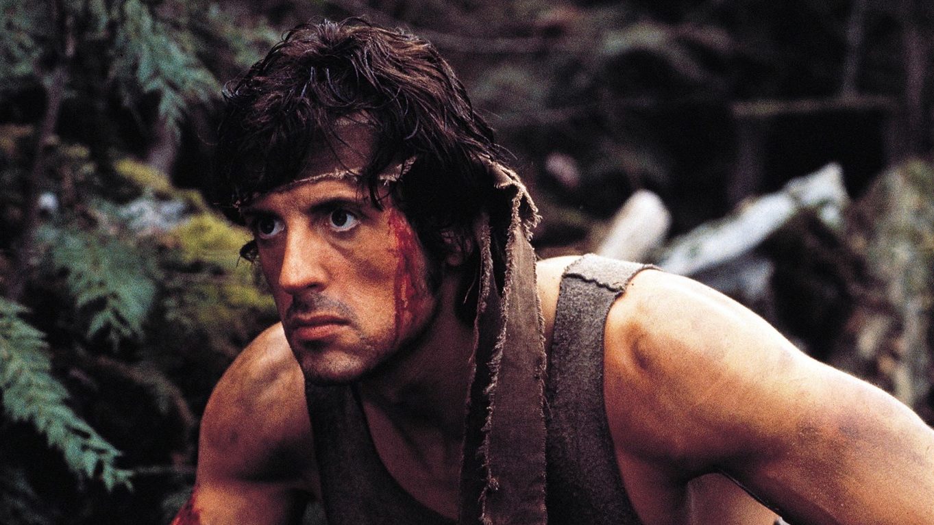 Stallone choca ao falar sobre filme de Rambo: “Ruim, fracasso total”
