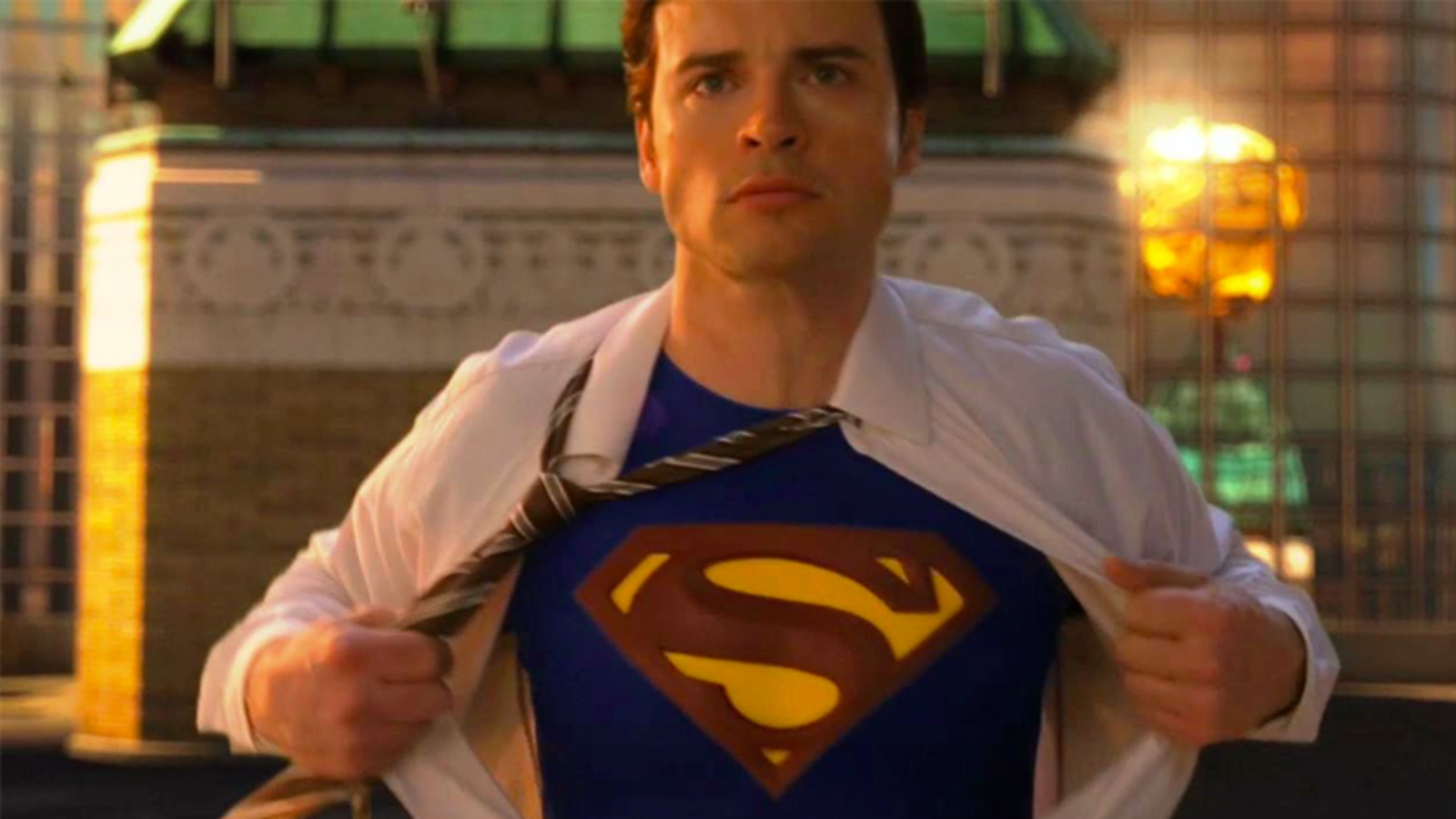 Smallville tem continuação e você precisa ver