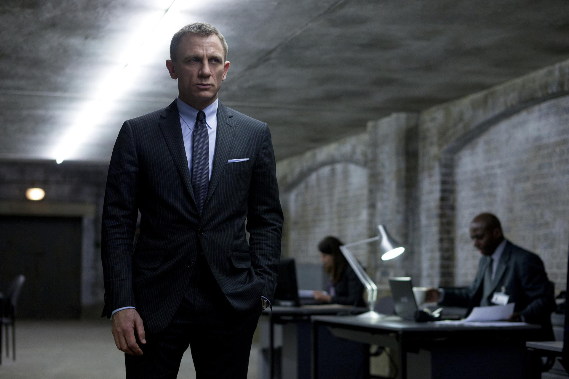 Daniel Craig não tem tempo para morrer em 1° cartaz do novo filme de James Bond