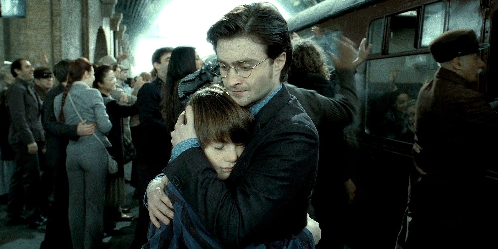 Atriz de Peaky Blinders e Harry Potter morre aos 52 anos