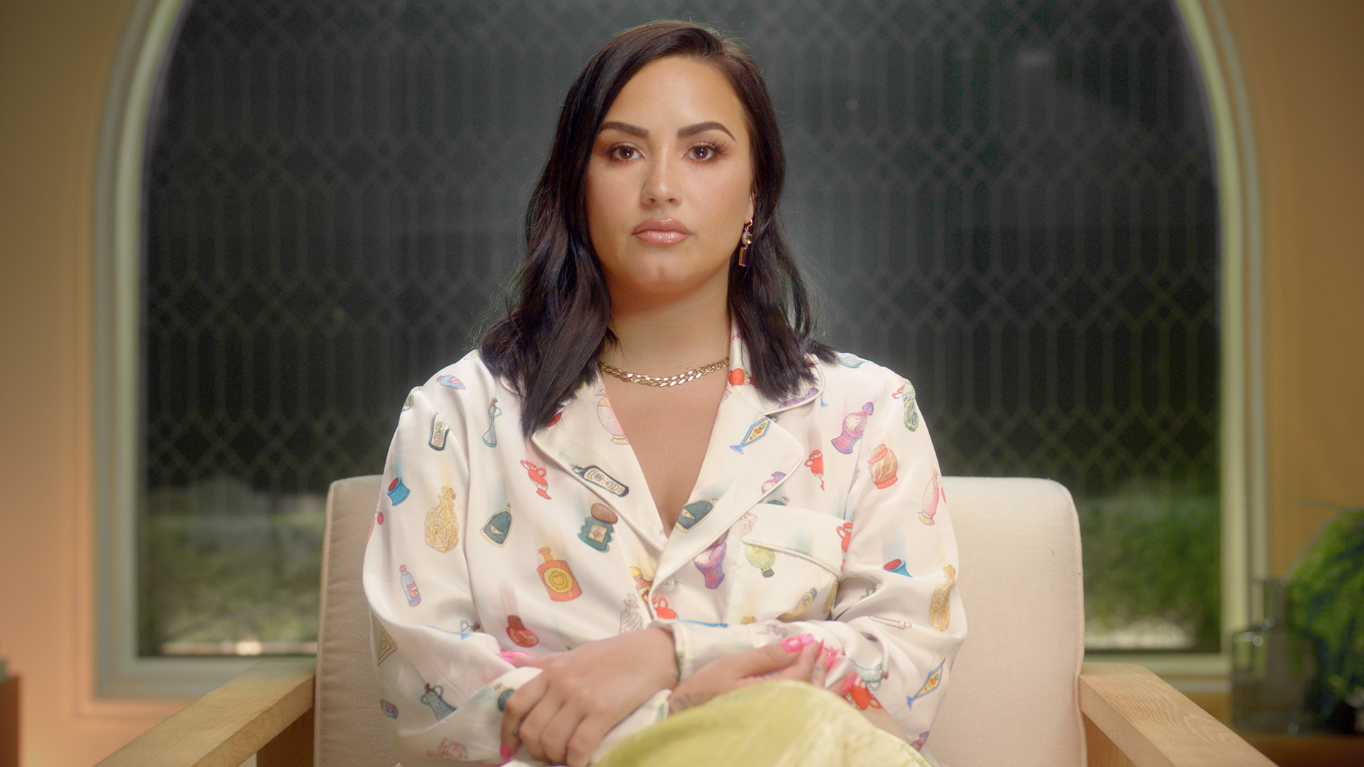 Demi Lovato revela ser não-binário em vídeo