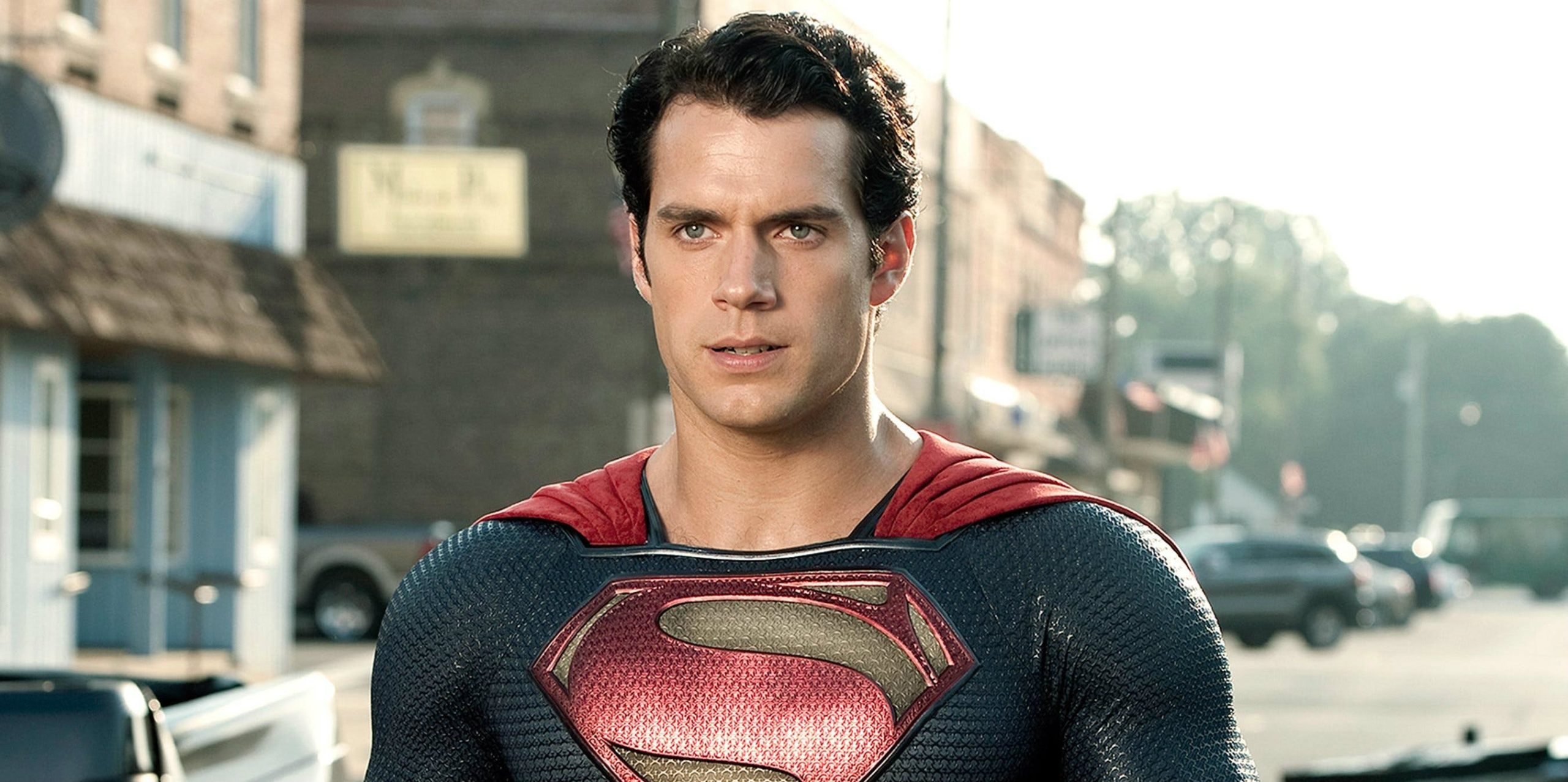 Henry Cavill volta? Superman terá novo filme na DC